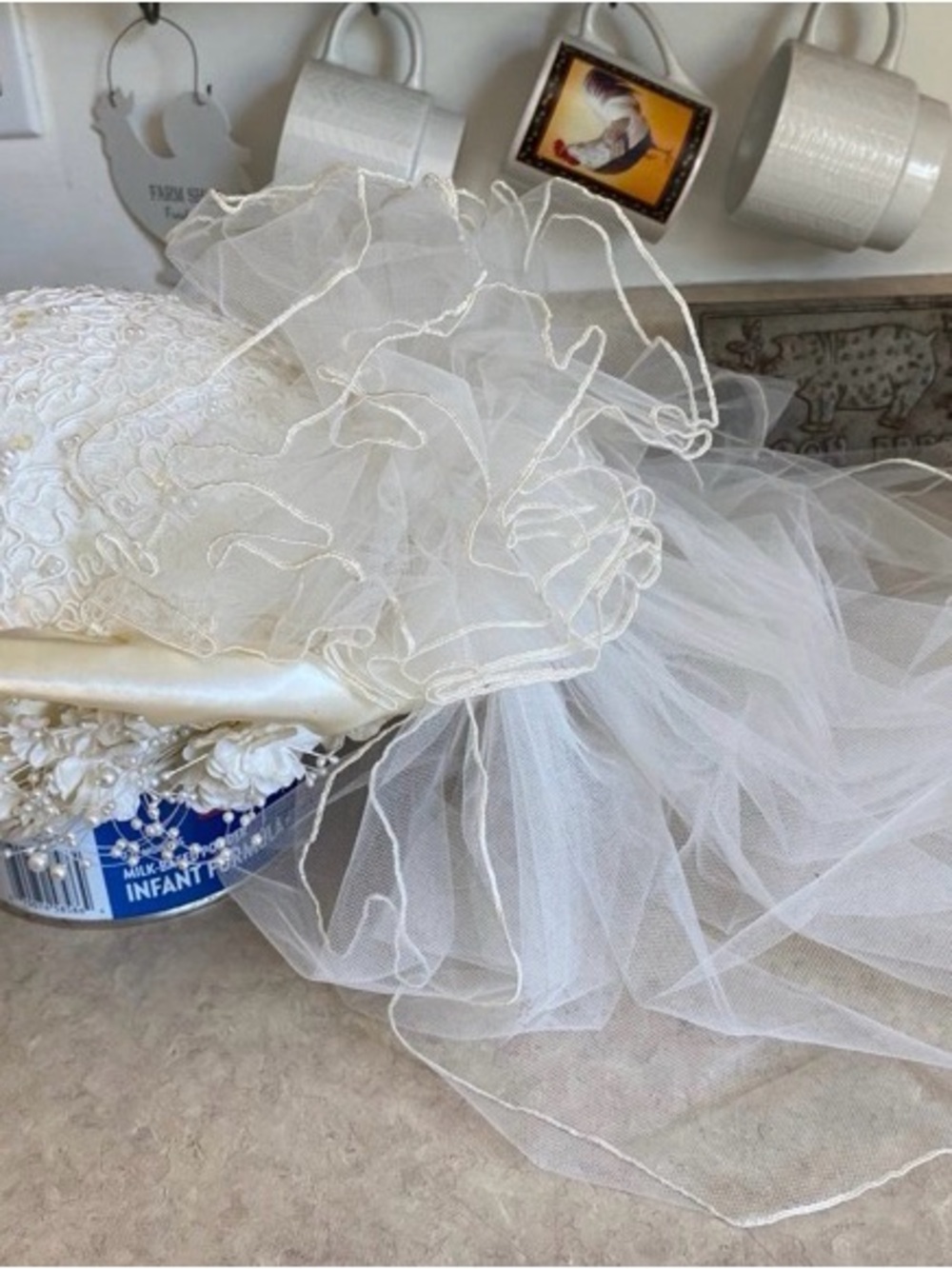 Vintage 1970s Wedding Bridal Beaded Floral Headpiece Veil Hat White Ivory Formal